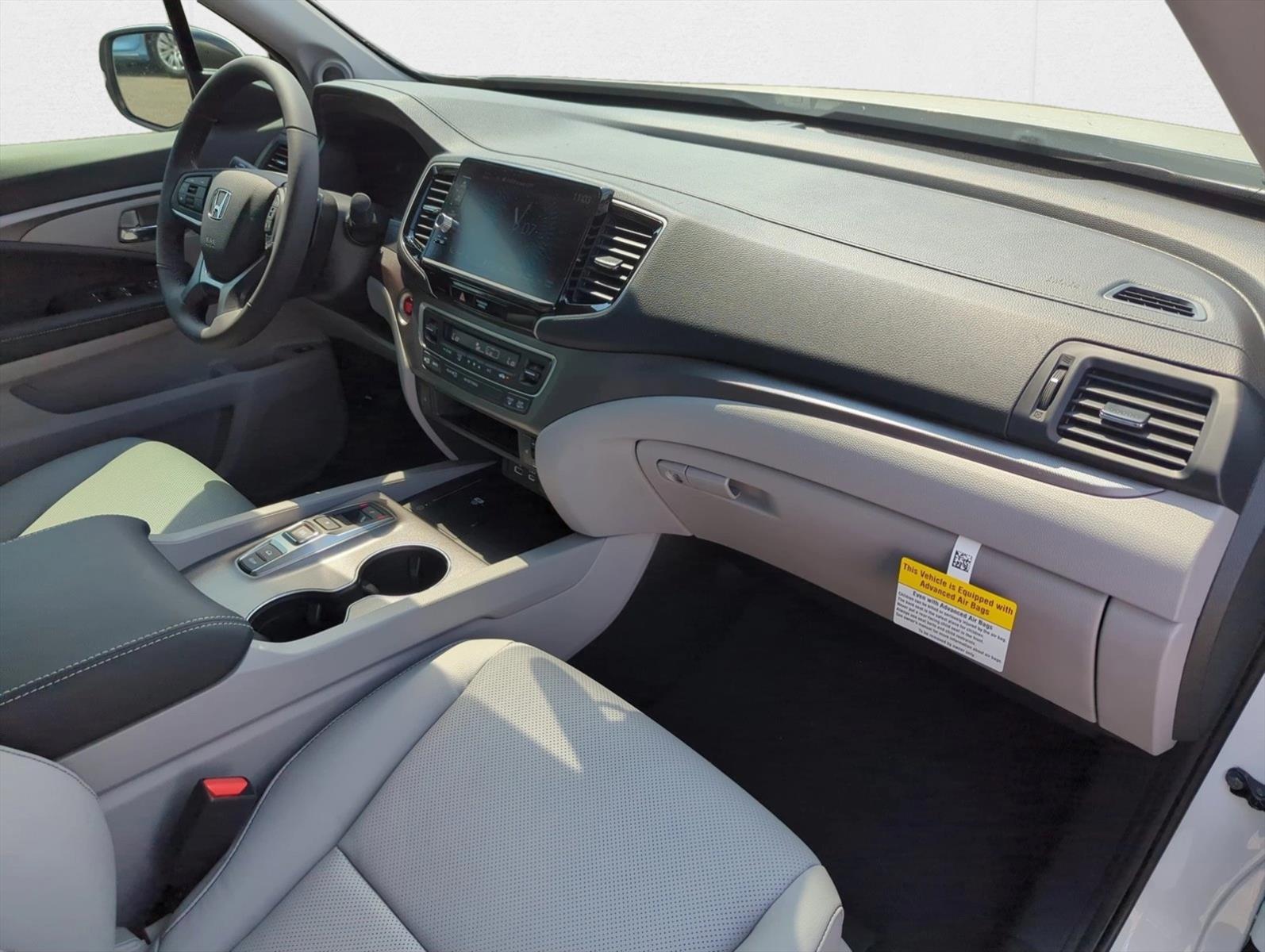 2025 Honda Ridgeline RTL photo 4