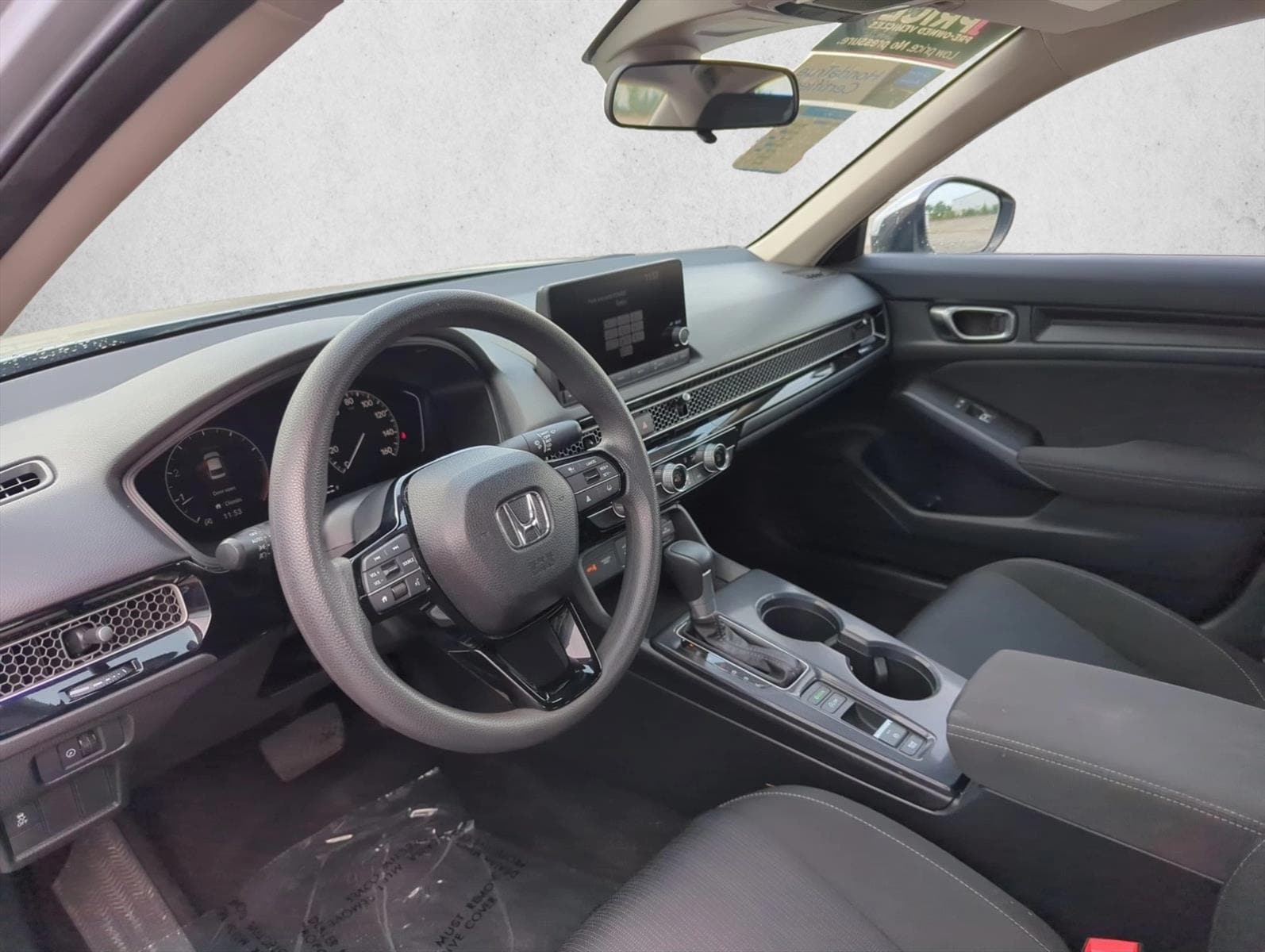 2025 Honda Civic LX - Photo 8