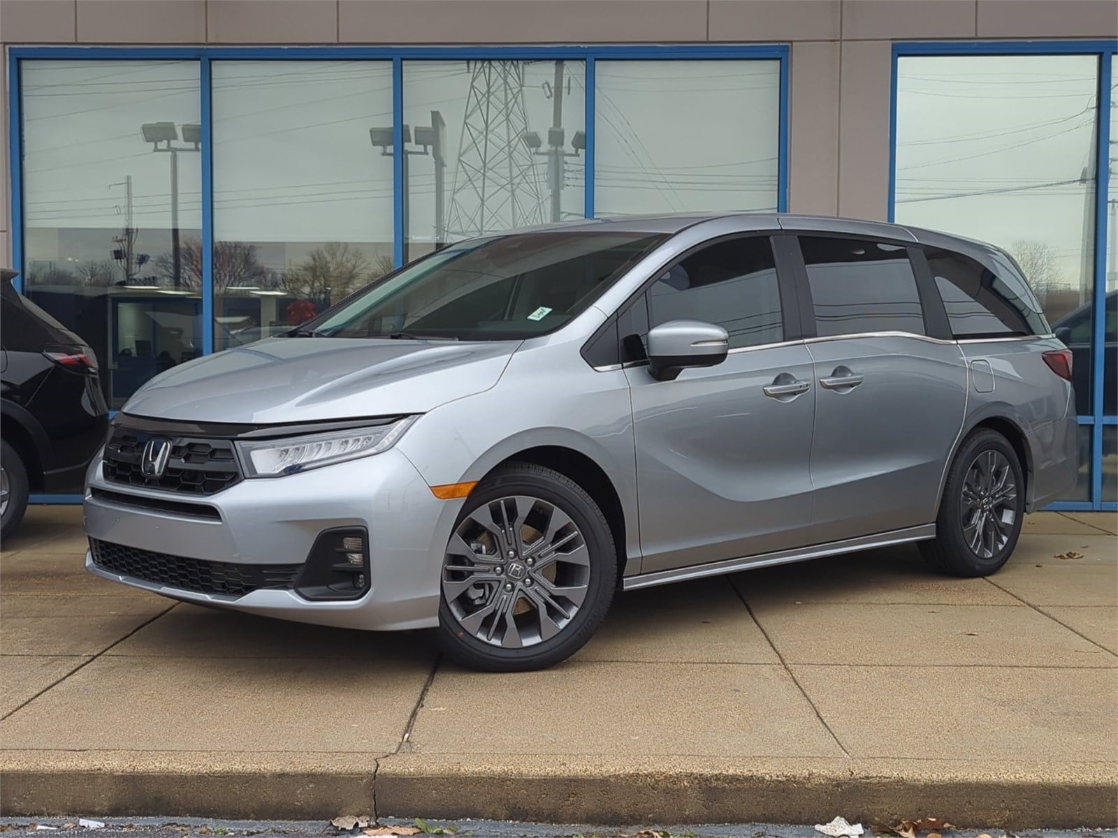 2026 Honda Odyssey Touring's photo