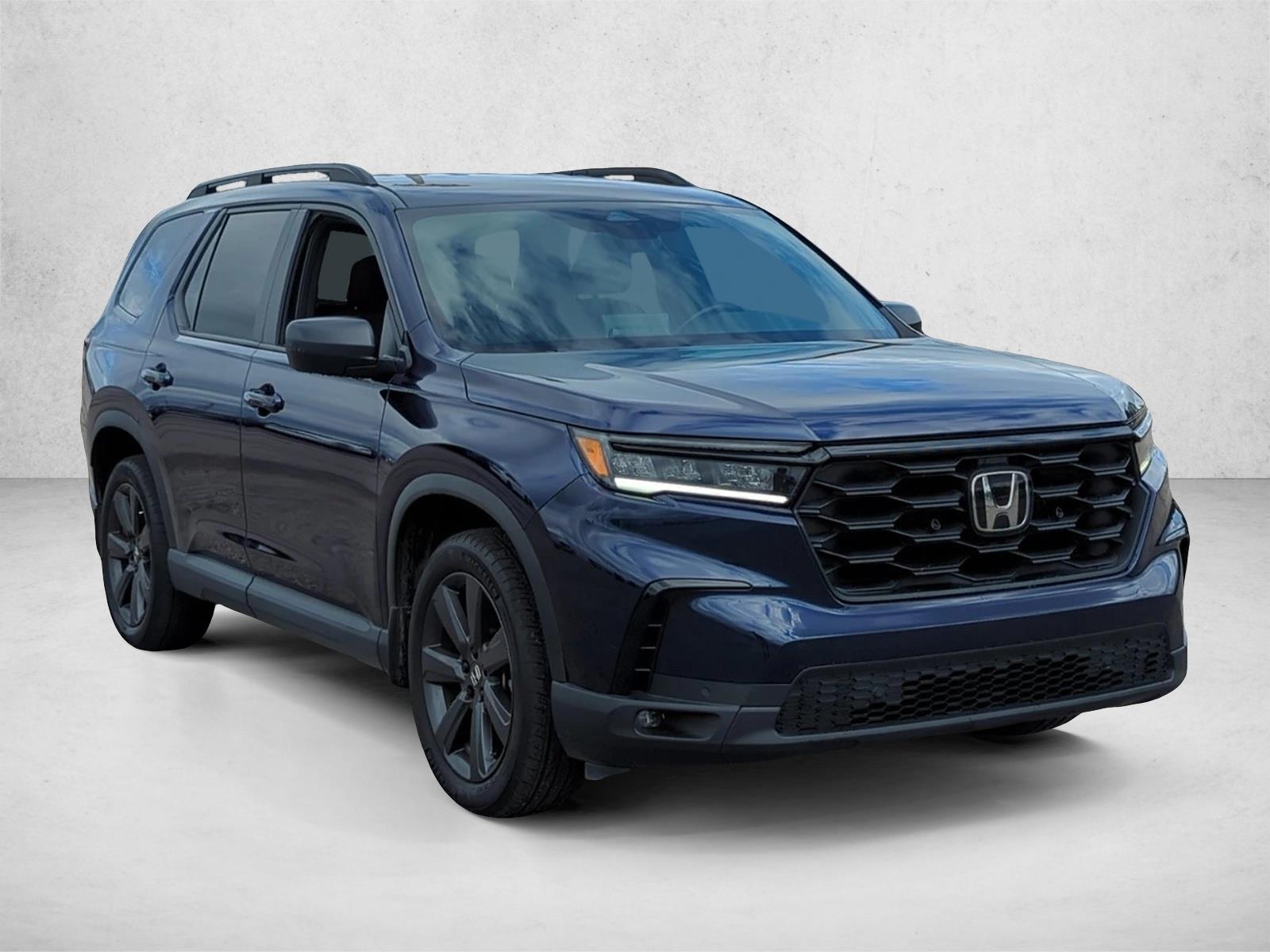 2024 Honda Pilot Sport photo 3