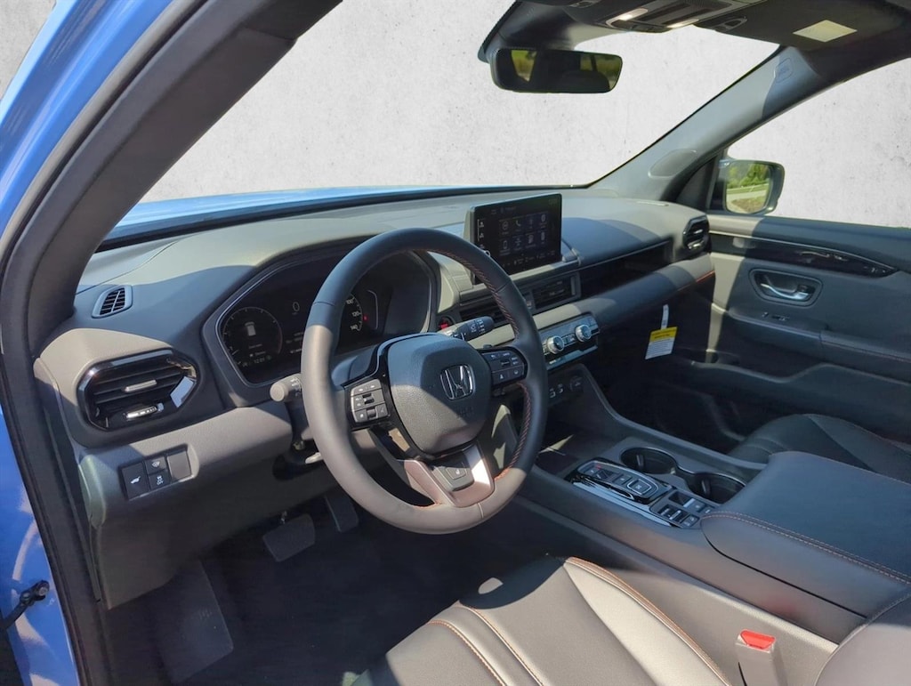 New 2025 Honda Pilot TrailSport SUV