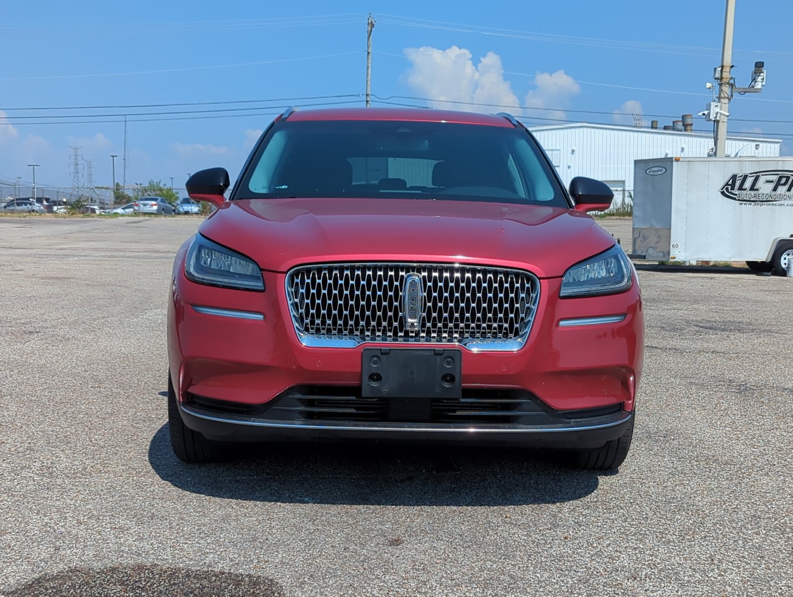2022 Lincoln Corsair Standard photo 2
