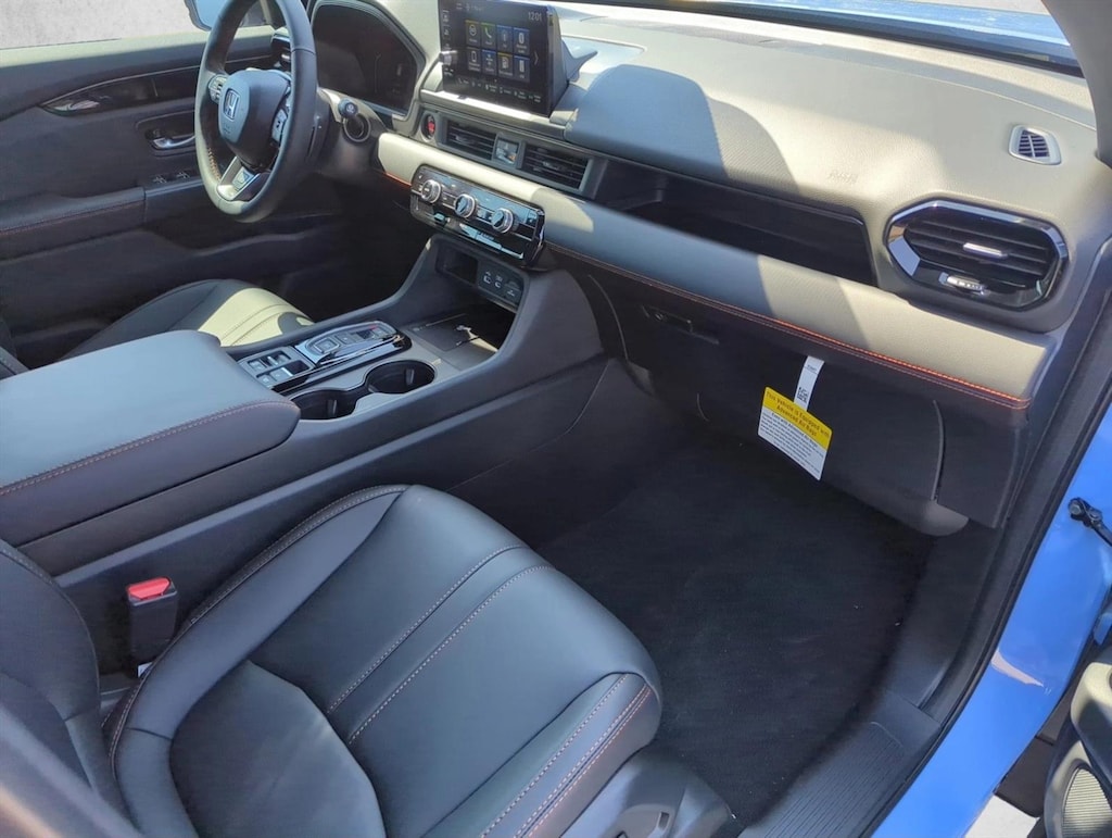 New 2025 Honda Pilot TrailSport SUV