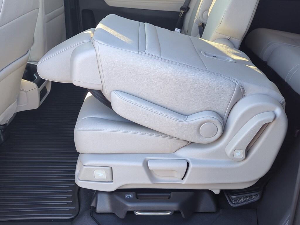 New 2026 Honda Odyssey EX-L Van Passenger