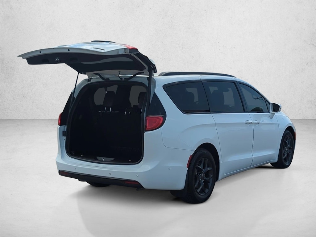 Used 2020 Chrysler Pacifica Limited Van Passenger Van