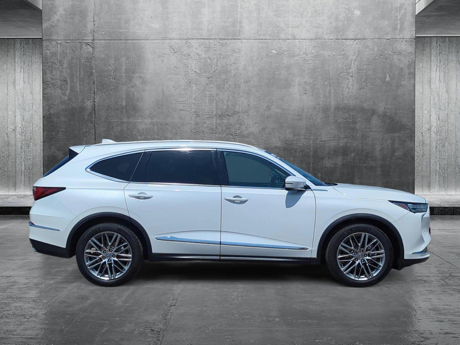 2022 Acura MDX SH-AWD Advance photo 4