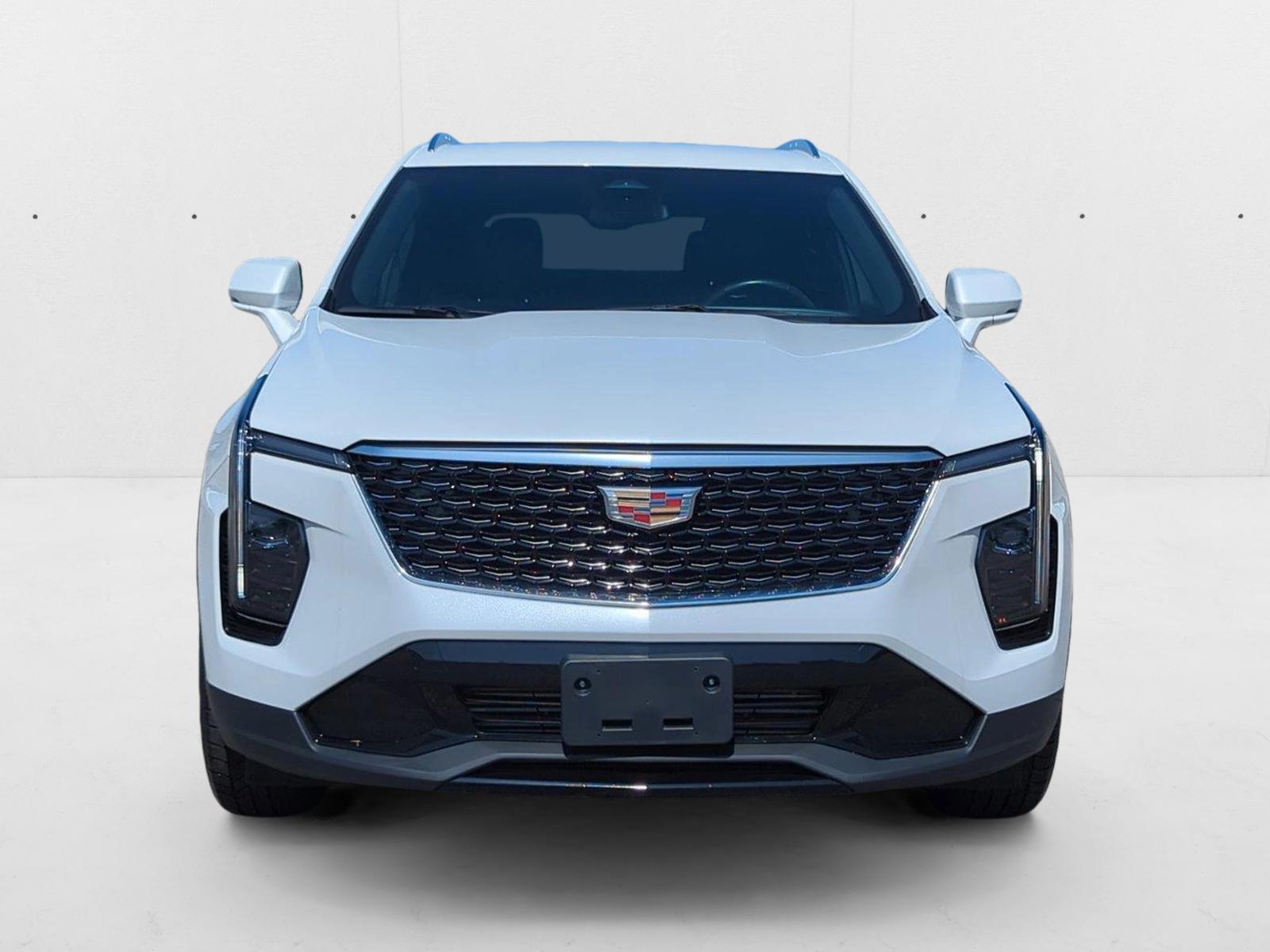 2024 Cadillac XT4 Premium Luxury photo 2