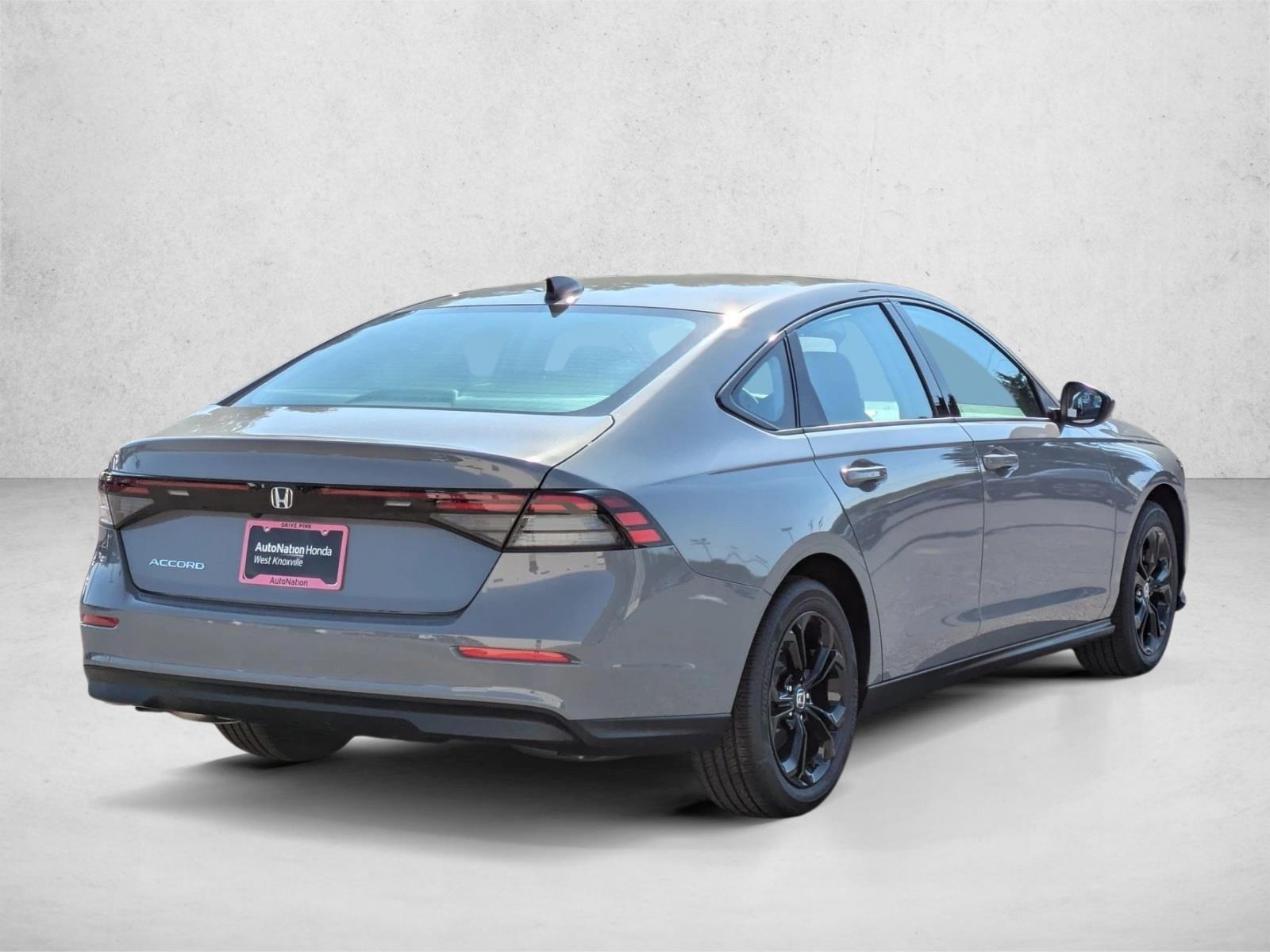 2025 Honda Accord SE photo 2