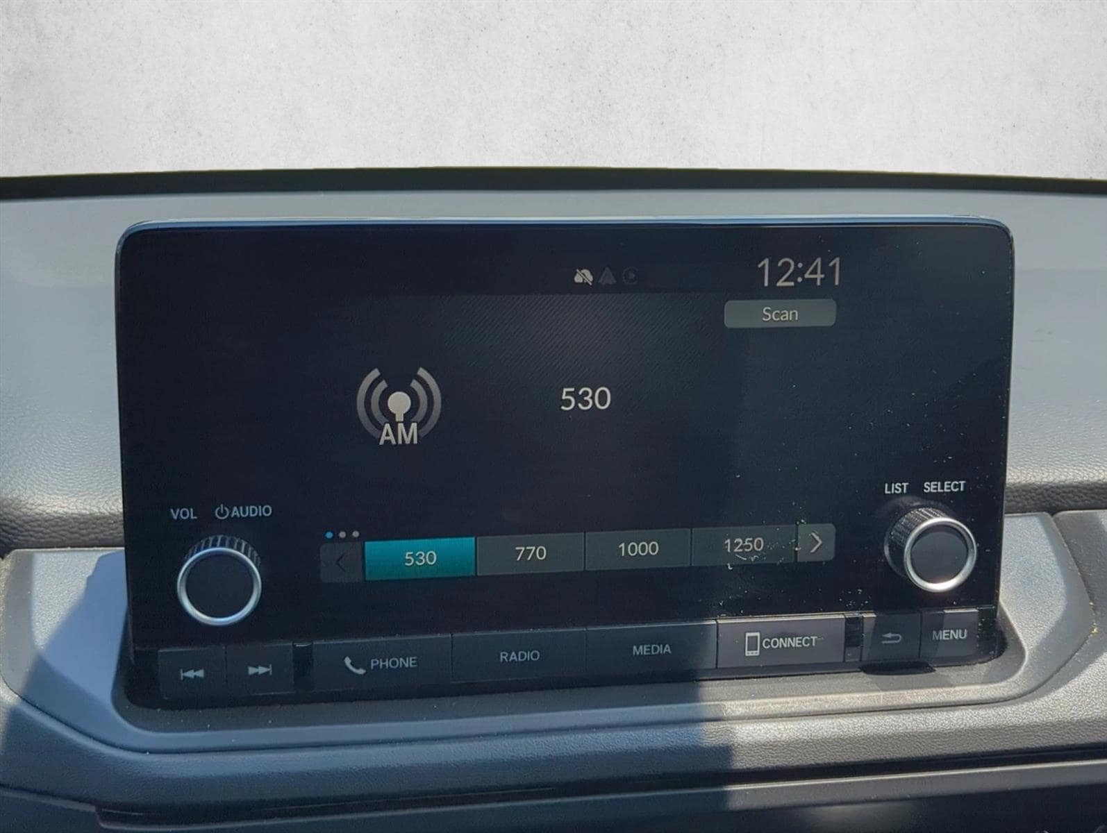 2024 Honda Accord EX - Photo 12
