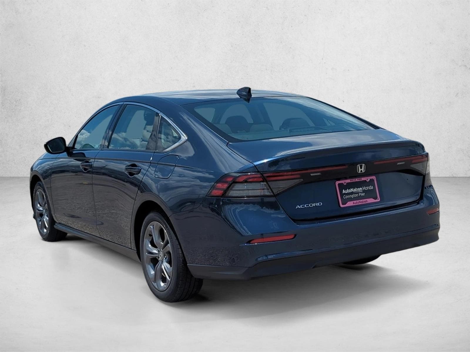 2024 Honda Accord EX - Photo 9