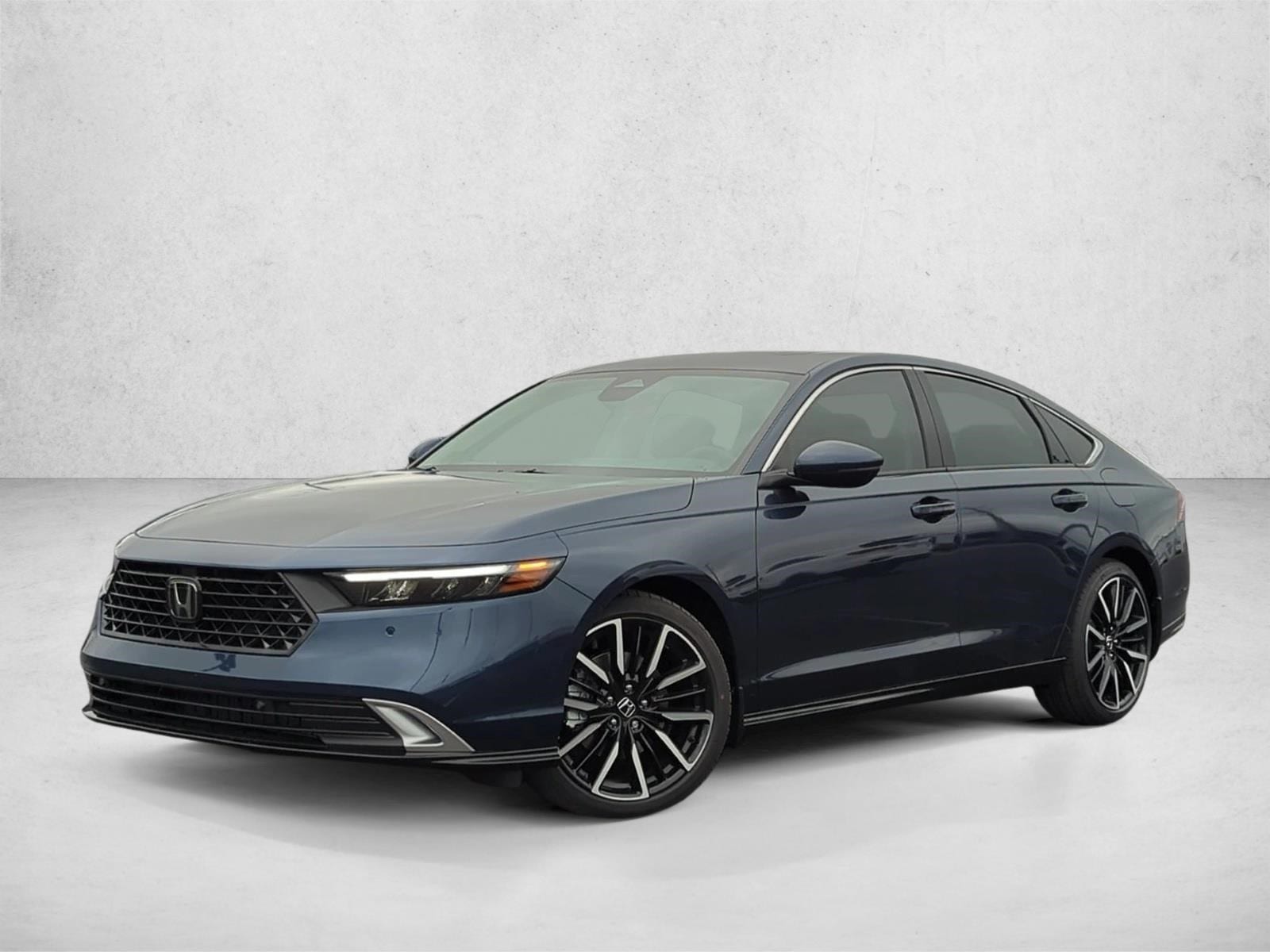 2025 Honda Accord Hybrid Touring's photo