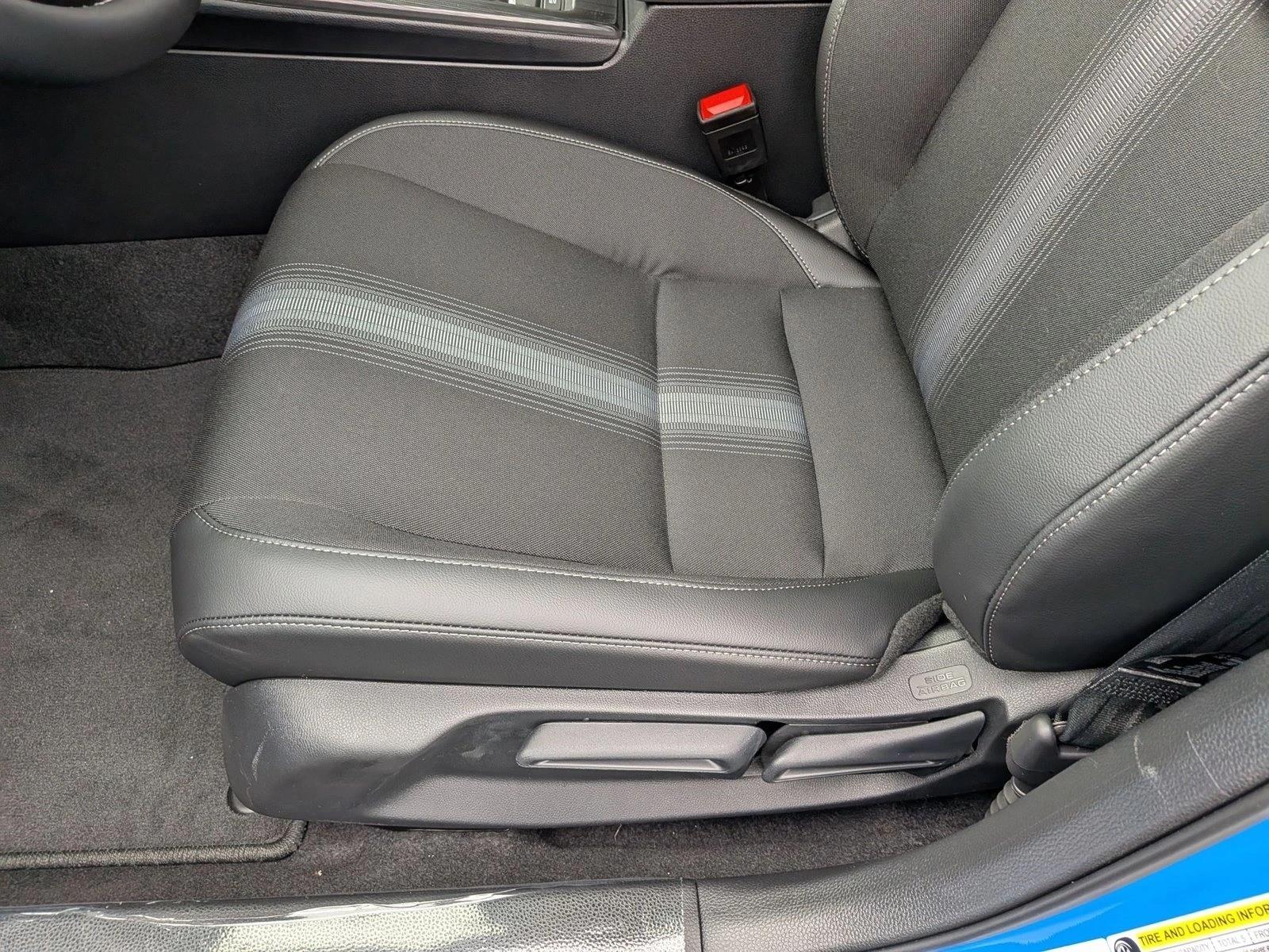 2026 Honda Civic Sport Hatchback photo 4