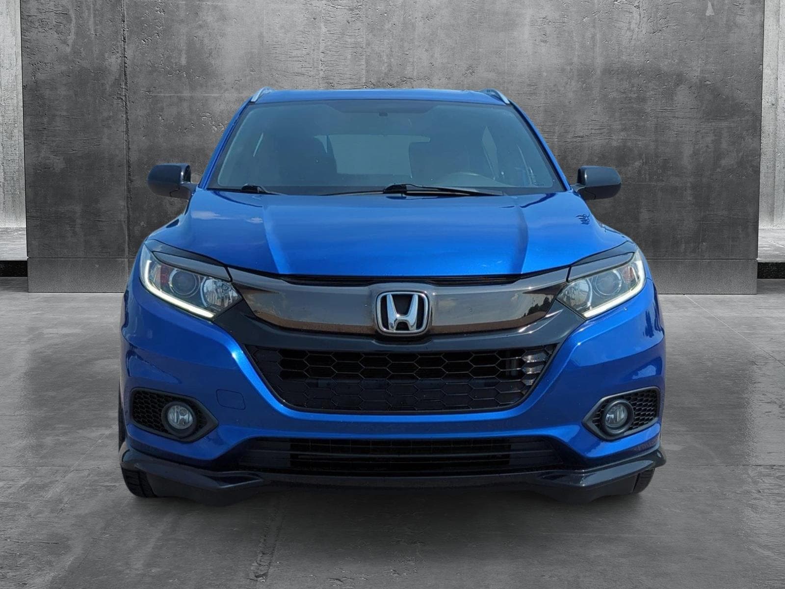 Used 2019 Honda HR-V Sport with VIN 3CZRU5H10KG700423 for sale in Memphis, TN