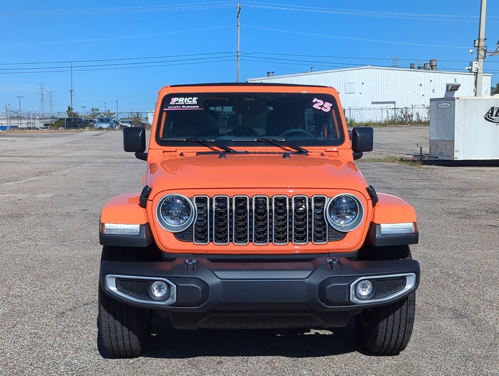 Used 2025 Jeep Wrangler Sahara SUV