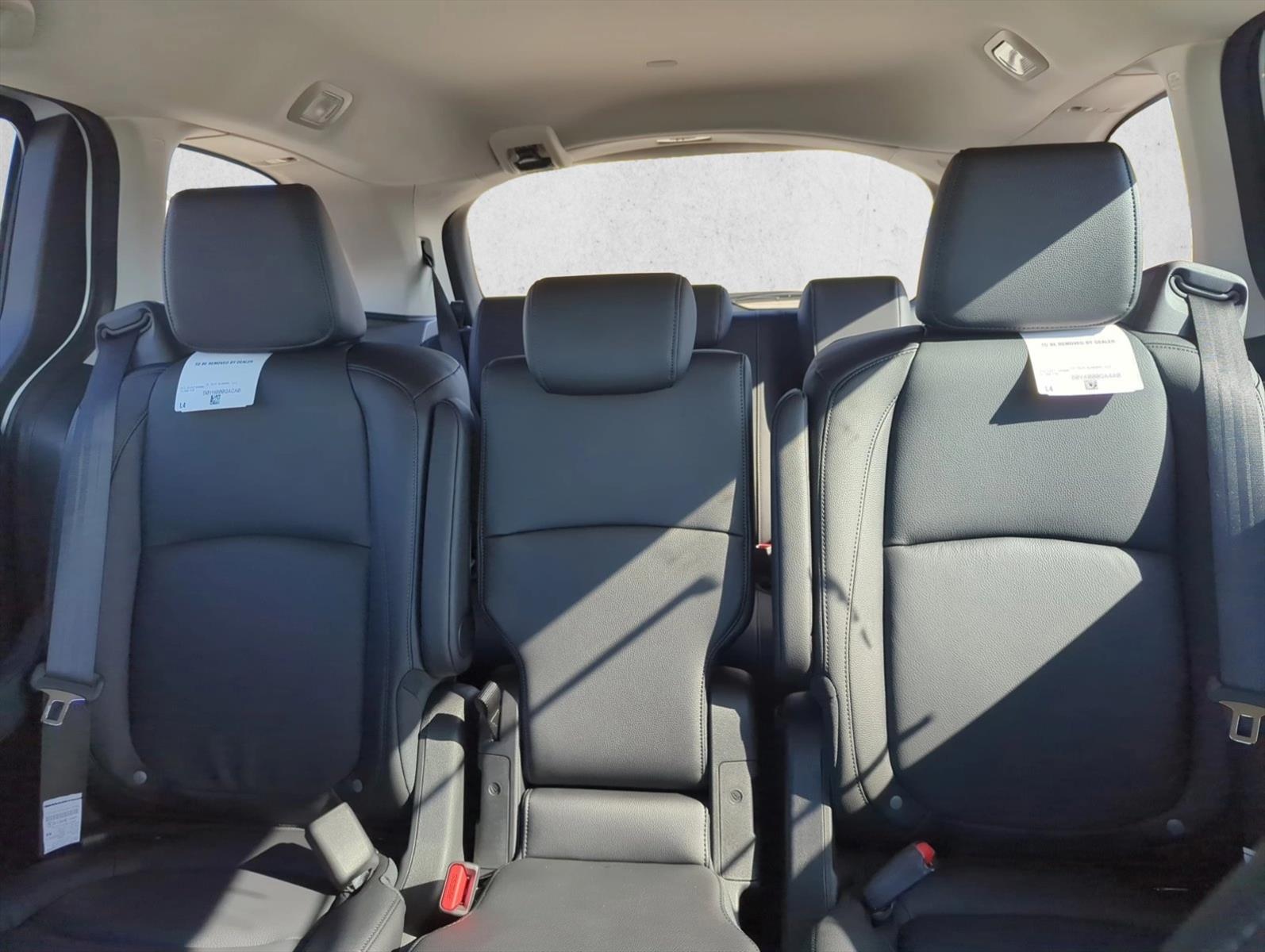 2026 Honda Odyssey EX-L - Photo 17