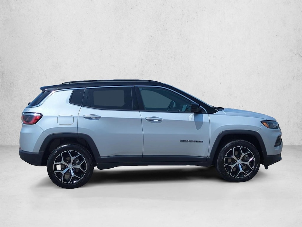 Used 2024 Jeep Compass Limited SUV