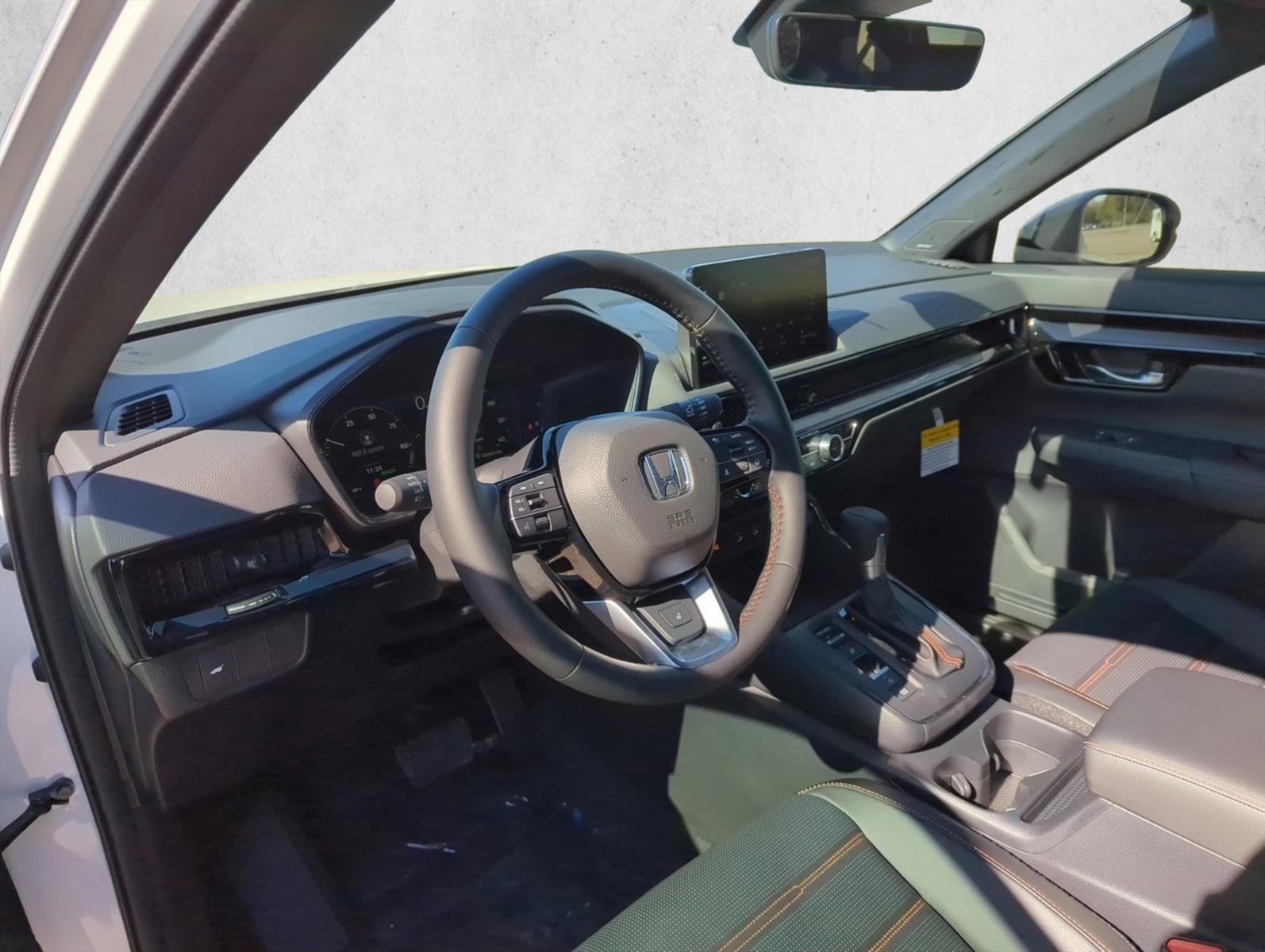 2026 Honda CR-V Hybrid Sport Touring photo 3