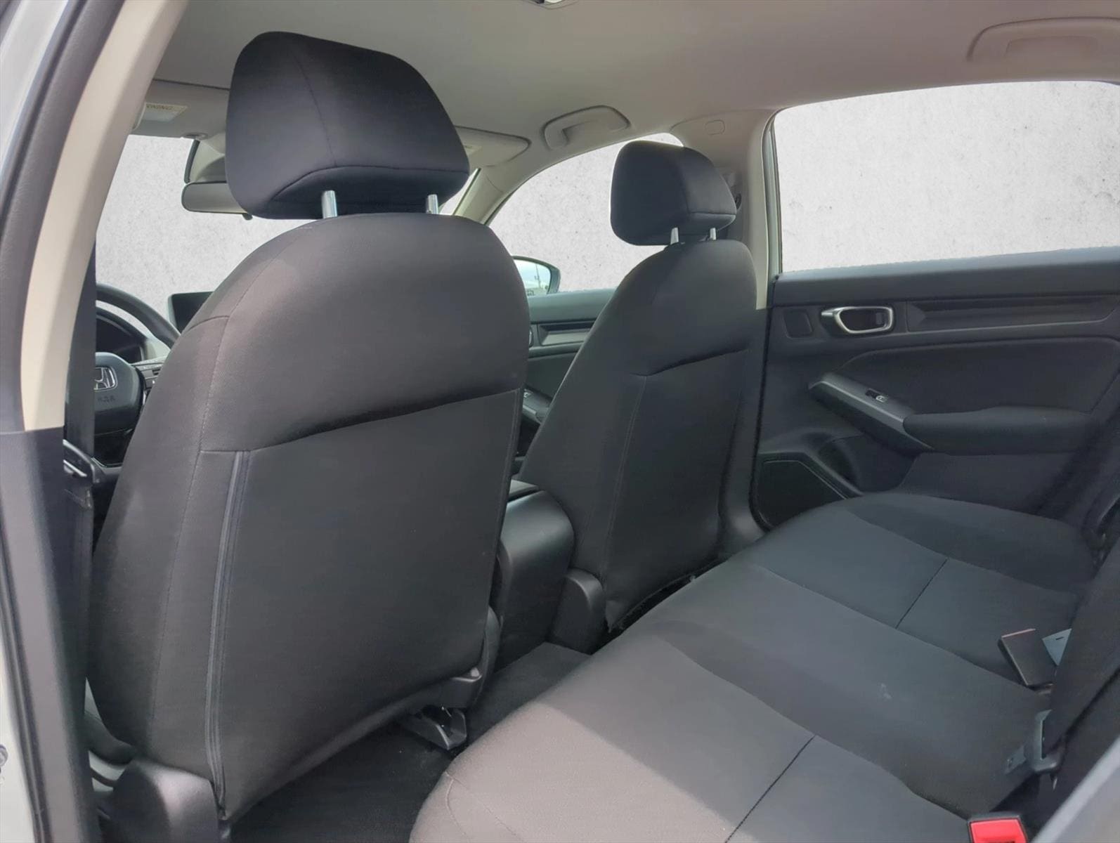 2025 Honda Civic LX - Photo 13