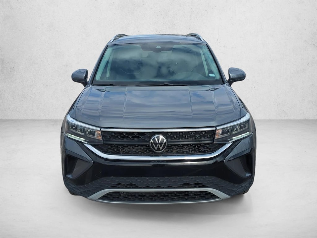 Used 2024 Volkswagen Taos 1.5T SE SUV