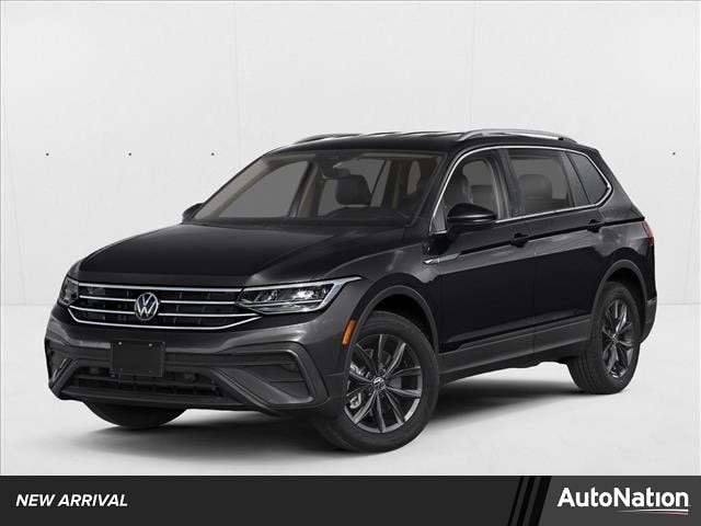 2023 Volkswagen Tiguan 2.0T SE's photo
