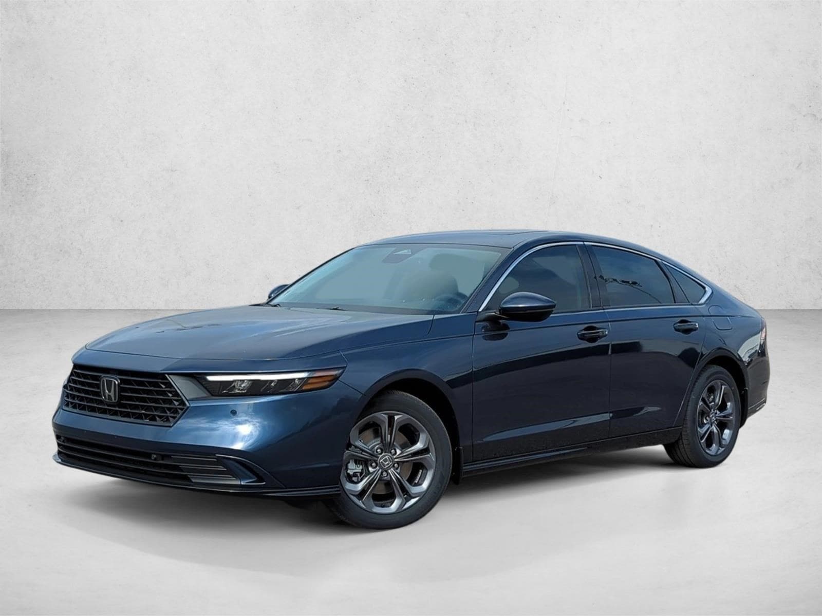 2025 Honda Accord Hybrid EX-L's photo