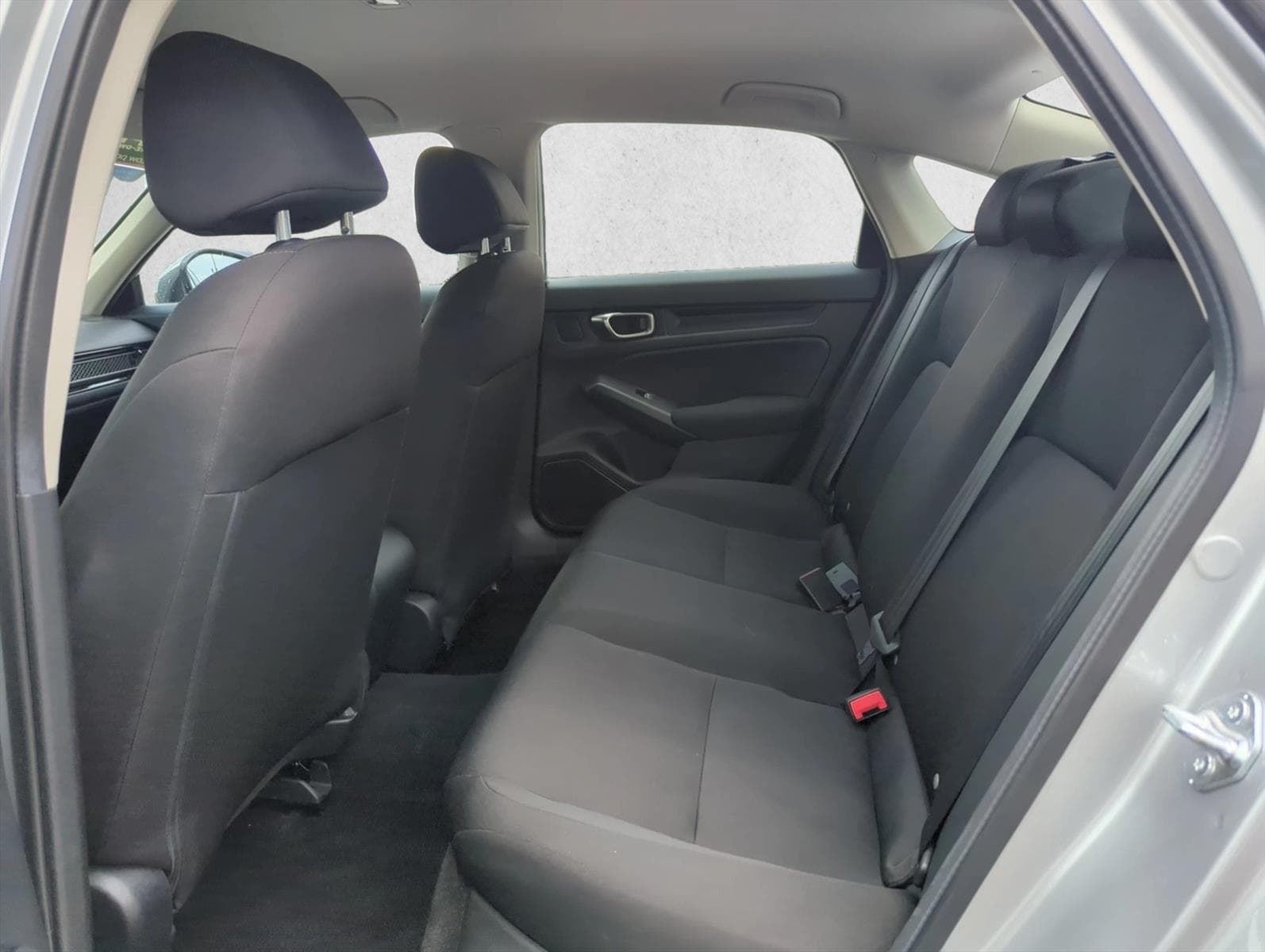 2025 Honda Civic LX - Photo 15