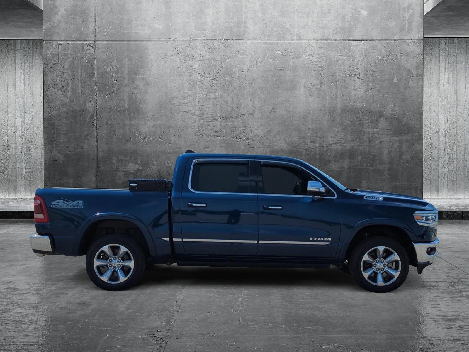 2021 Ram 1500 Limited photo 4