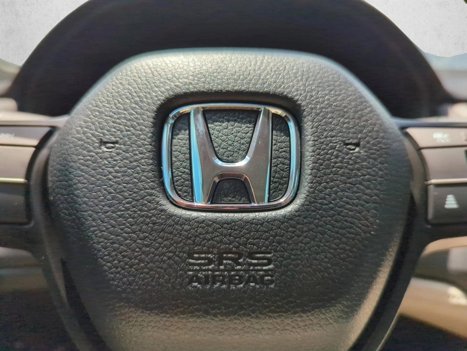 2025 Honda Accord SE - Photo 17