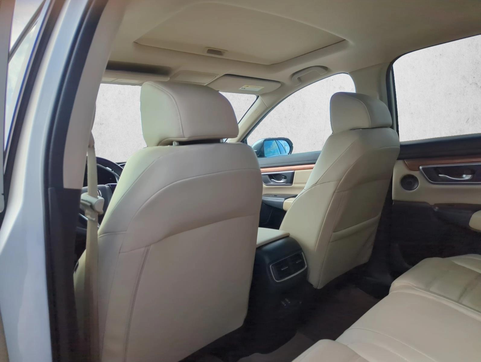 2017 Honda CR-V Touring - Photo 15