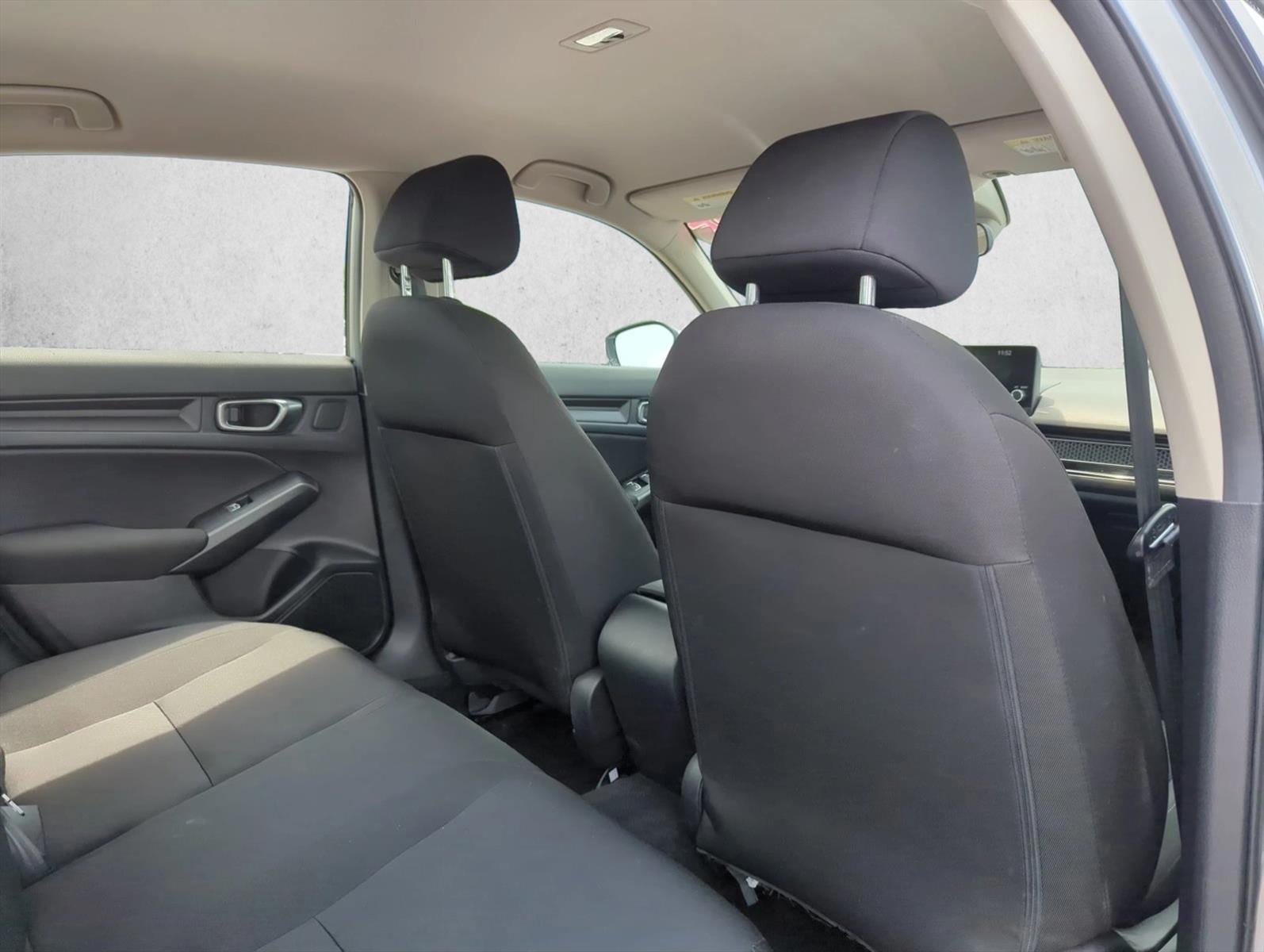 2025 Honda Civic LX - Photo 17