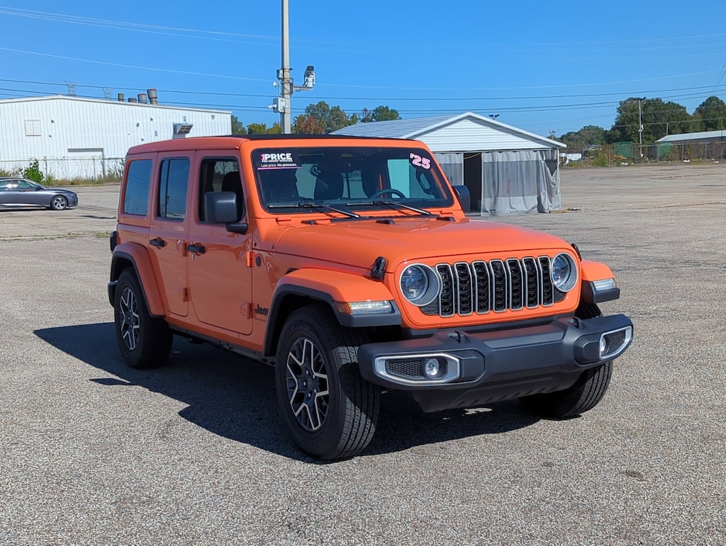 Used 2025 Jeep Wrangler Sahara SUV