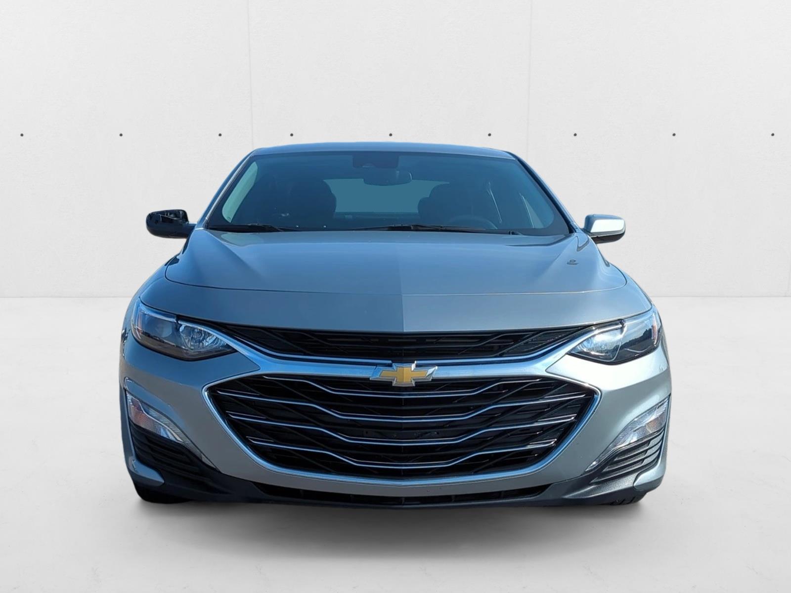 2023 Chevrolet Malibu 1LT photo 2