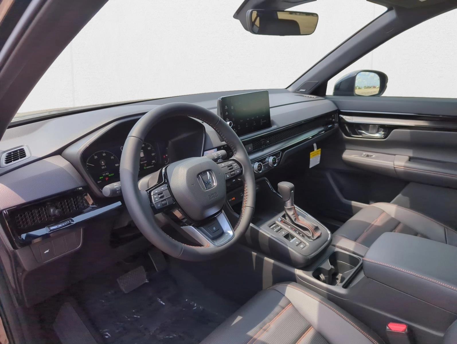 2026 Honda CR-V Hybrid Sport Touring photo 3
