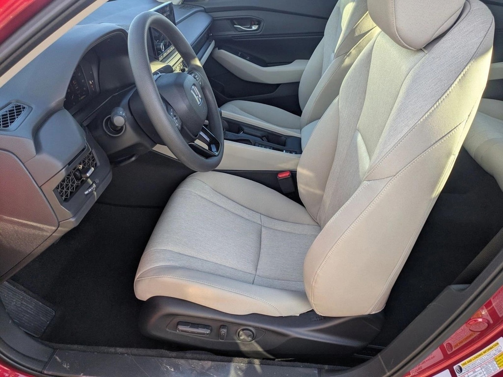 New 2025 Honda Accord SE Sedan