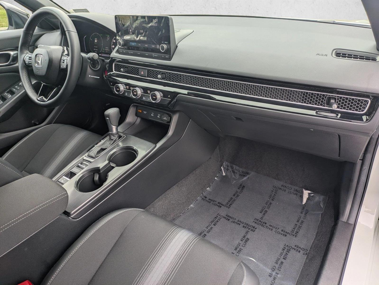 2026 Honda Civic Hatchback Sport - Photo 22