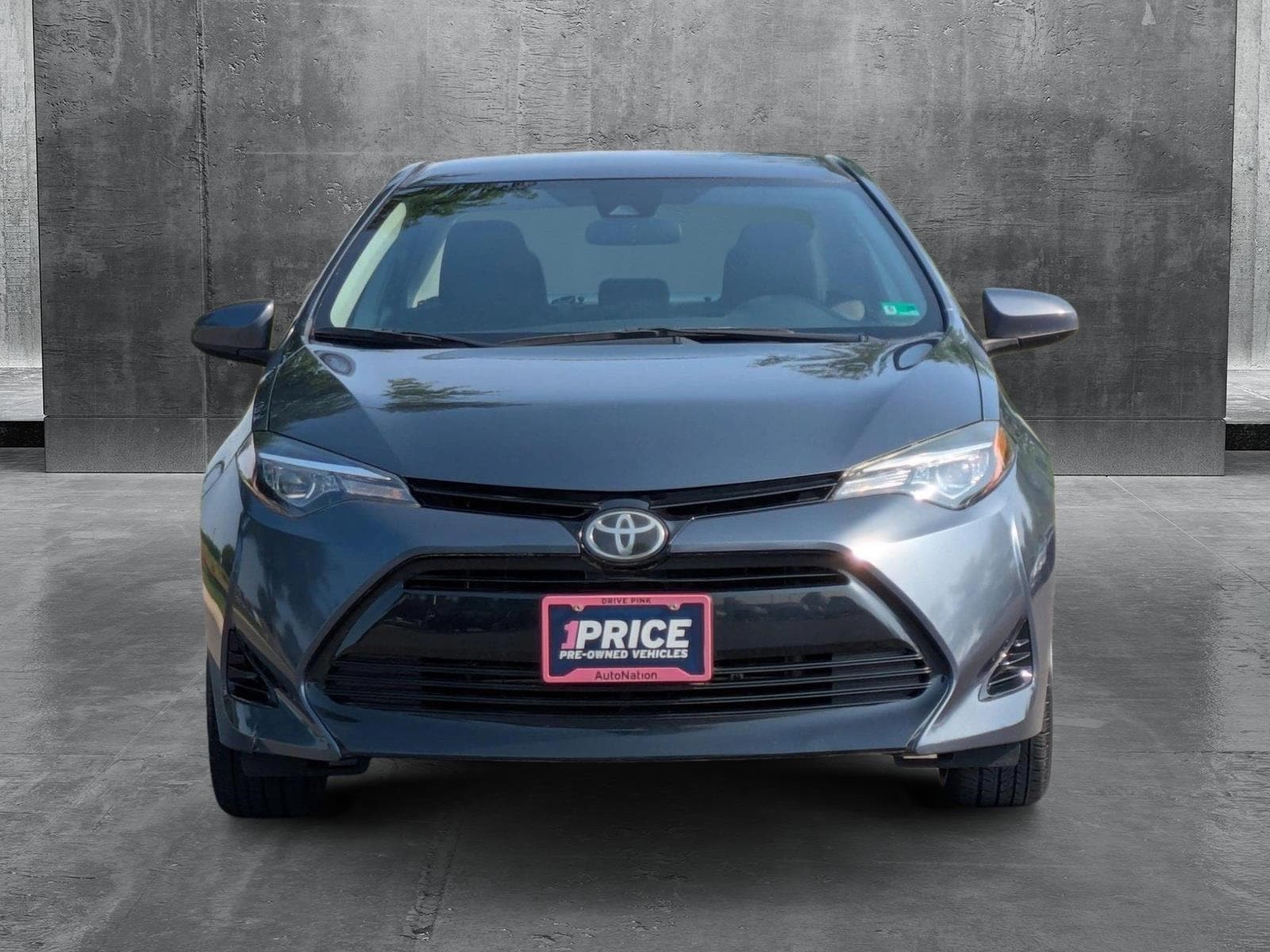 Used 2018 Toyota Corolla LE with VIN 2T1BURHE8JC049276 for sale in Sterling, VA