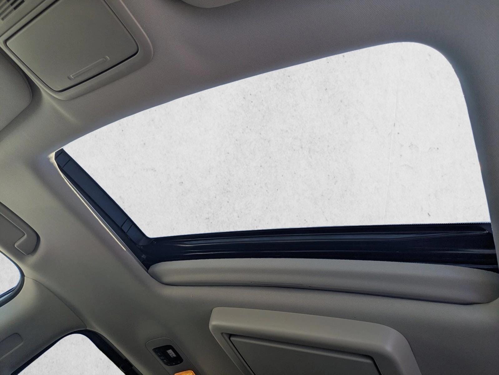 2026 Honda Odyssey Touring - Photo 16