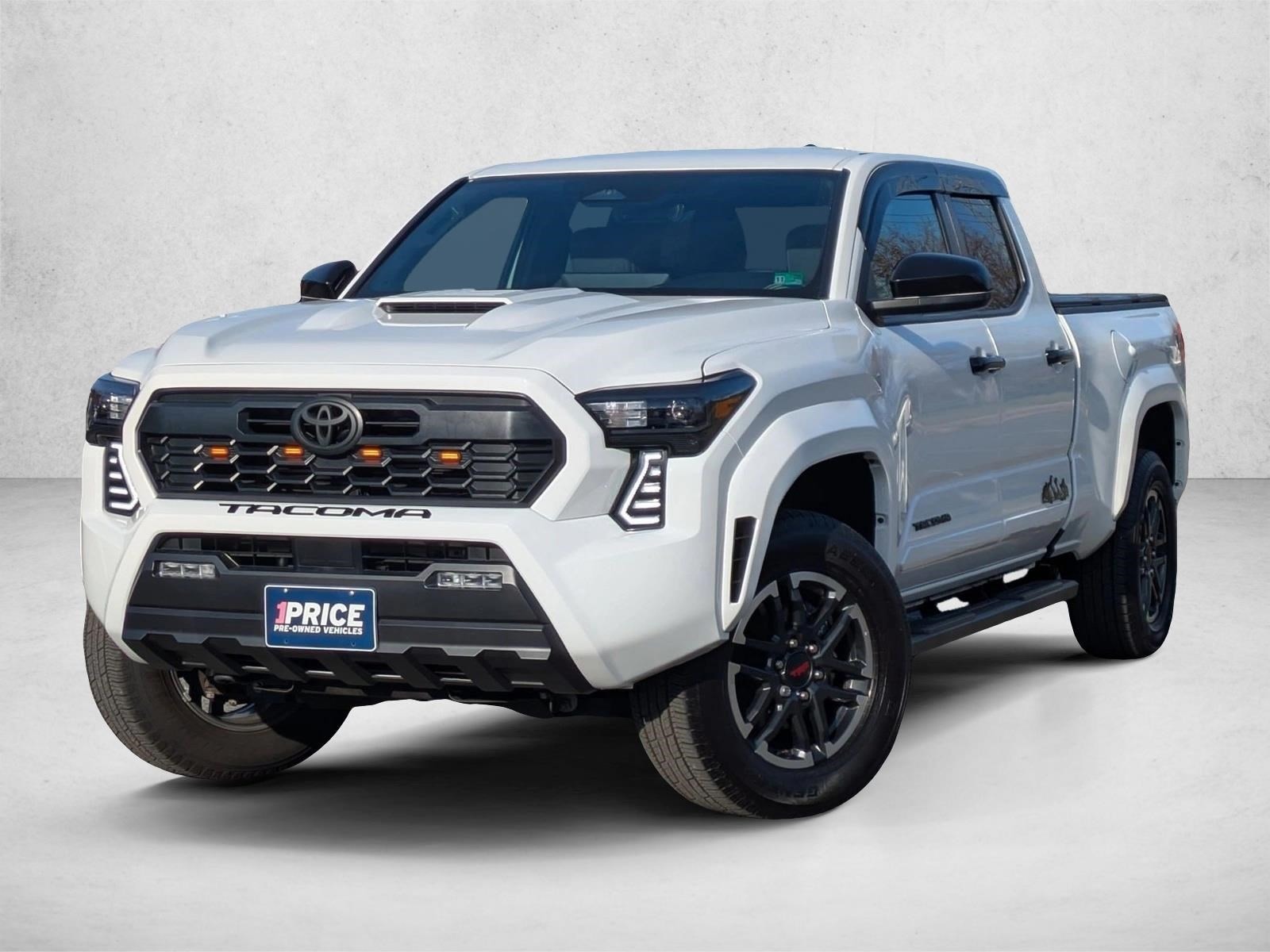 2024 Toyota Tacoma TRD Sport's photo