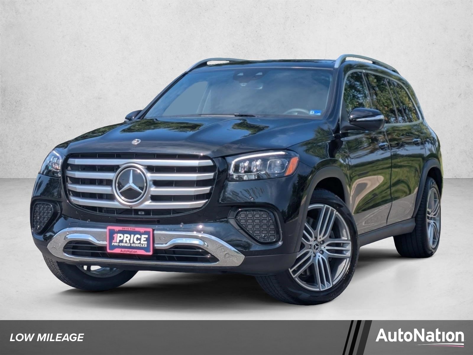 2025 Mercedes-Benz GLS Base