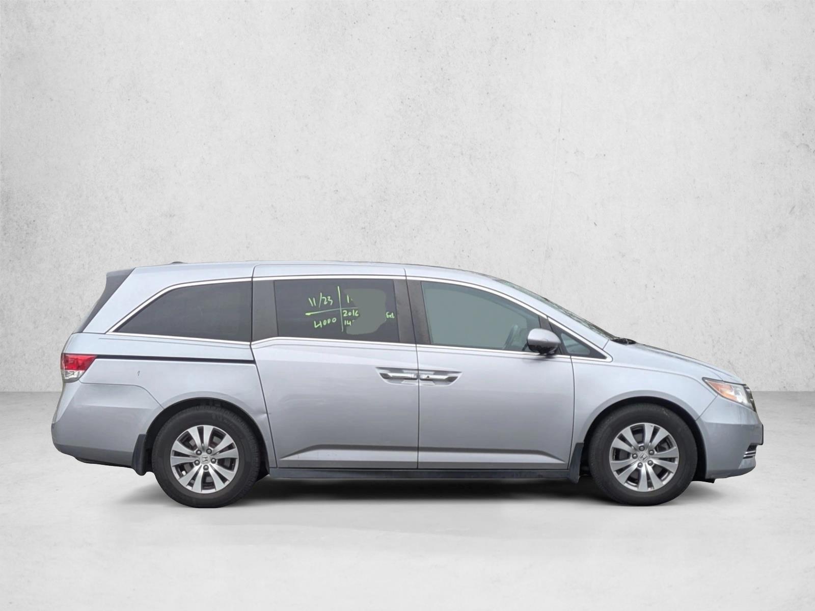 2016 Honda Odyssey EX-L photo 4