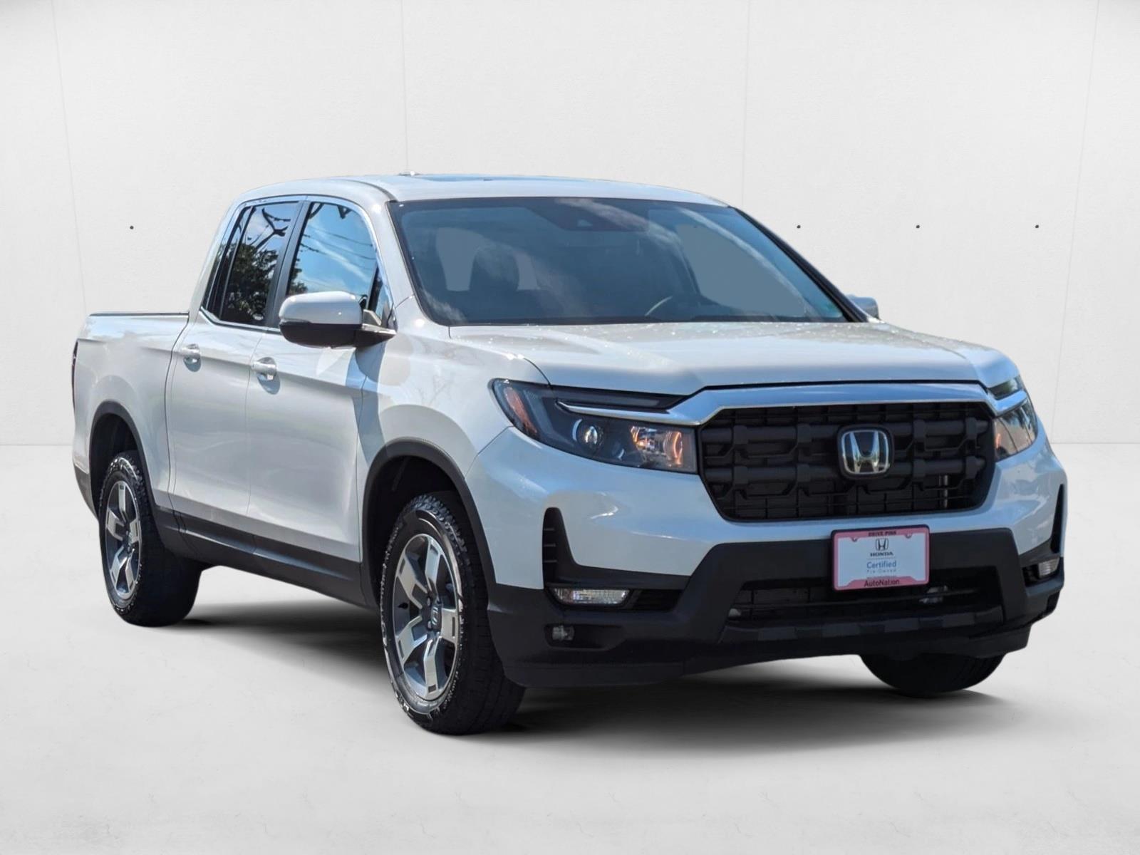 2025 Honda Ridgeline RTL photo 3