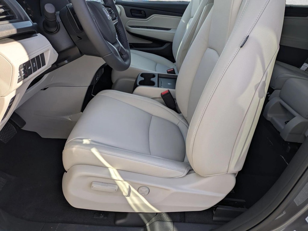 New 2026 Honda Odyssey EX-L Van Passenger