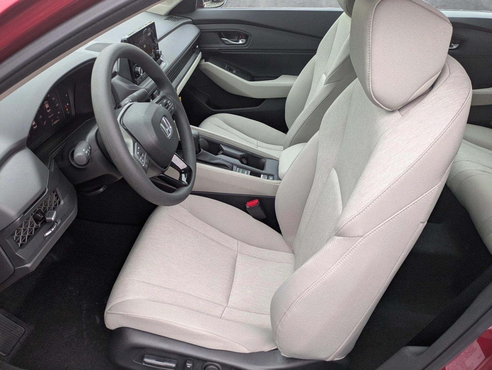 2025 Honda Accord SE photo 4