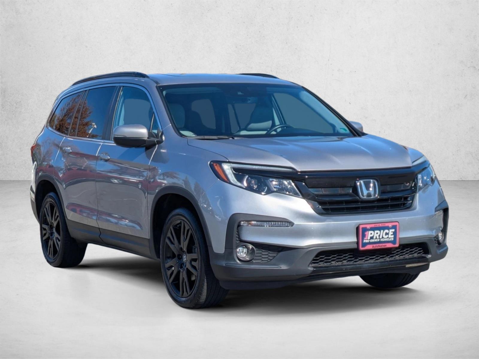 2022 Honda Pilot Special Edition photo 3