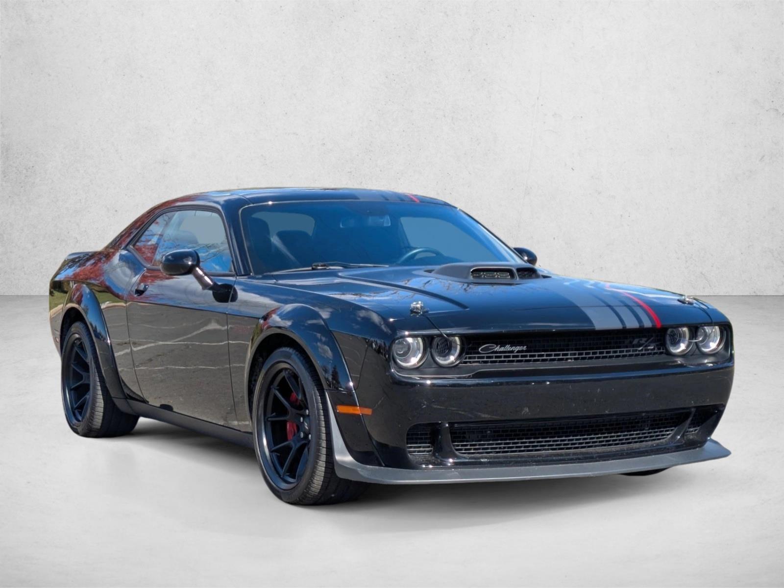 2023 Dodge Challenger R/T Scat Pack photo 3