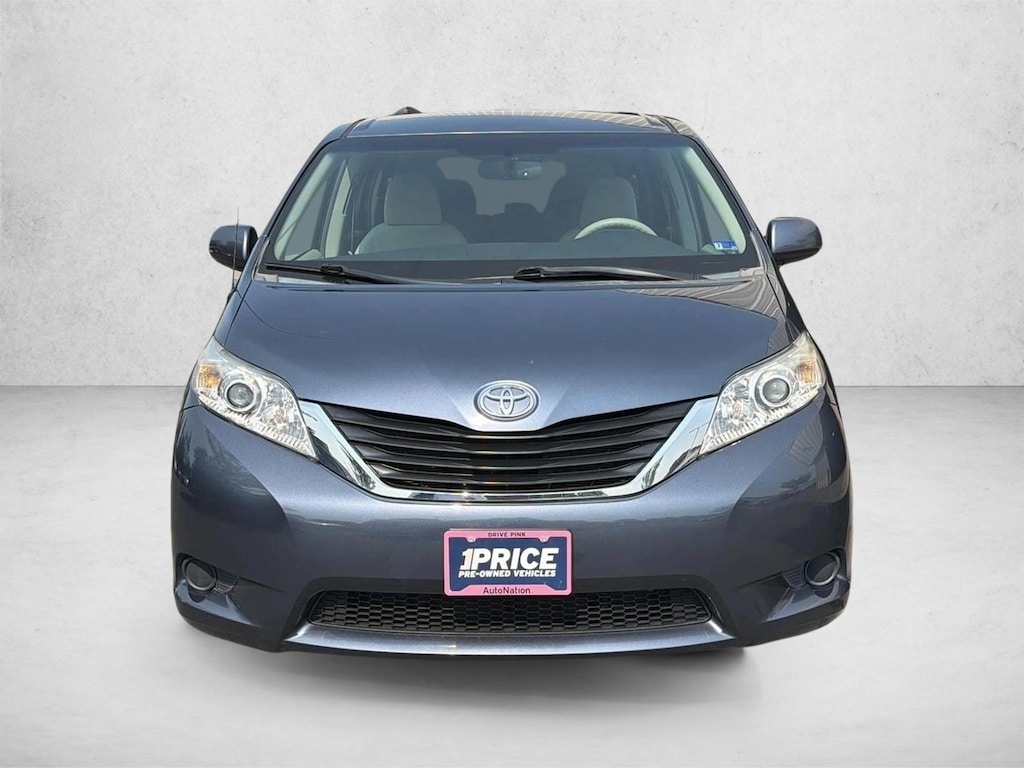 Used 2013 Toyota Sienna LE V6 8 Passenger Van
