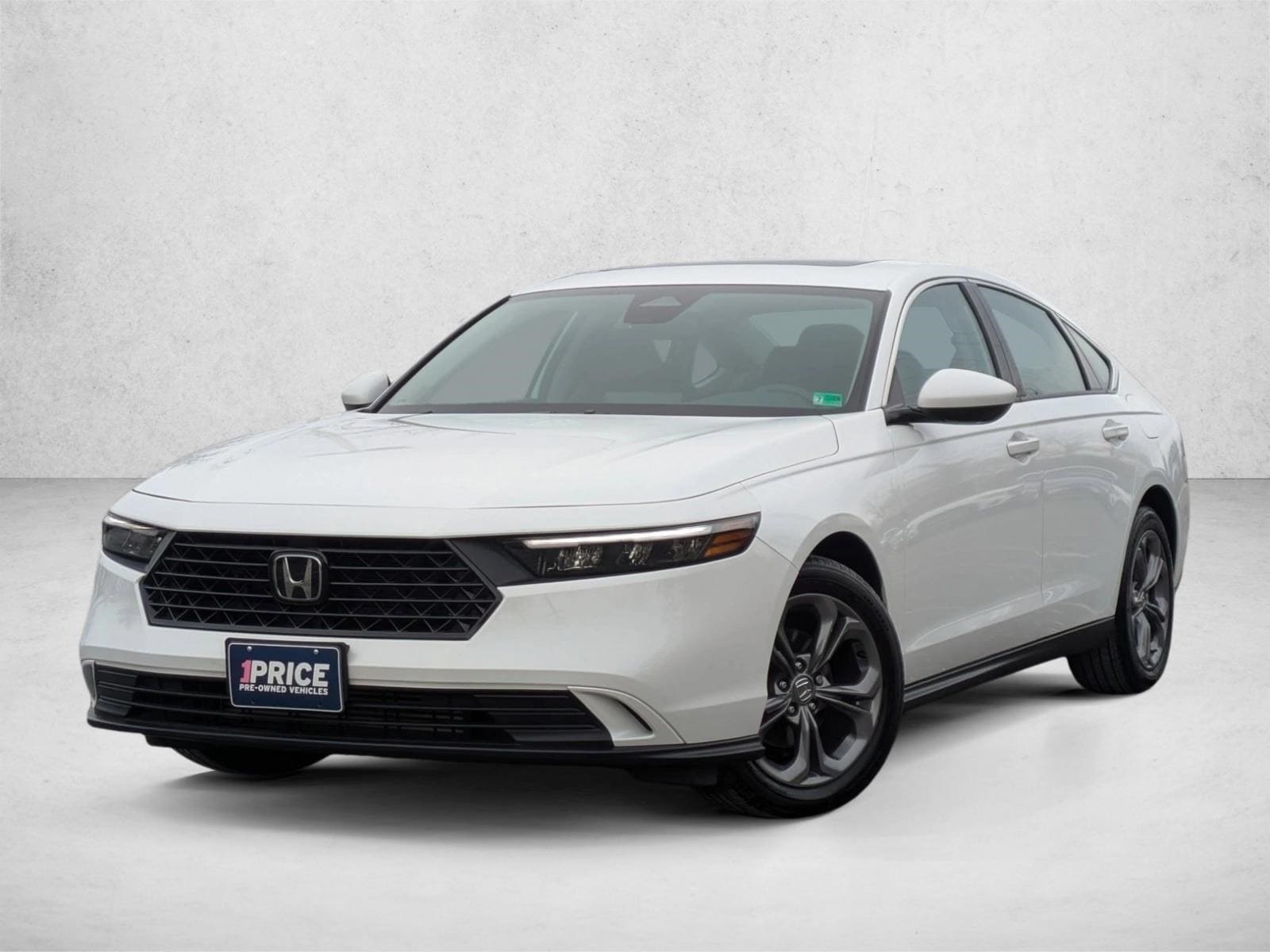 2024 Honda Accord EX's photo