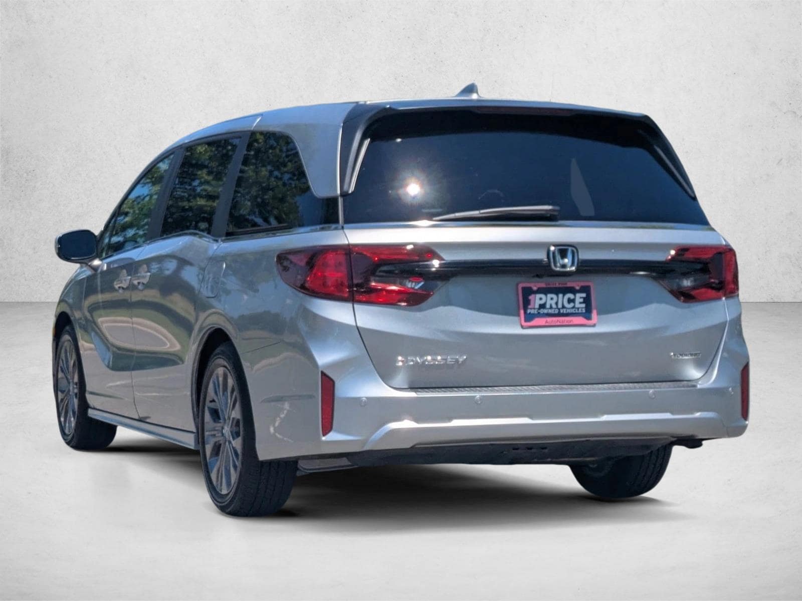 2026 Honda Odyssey Touring - Photo 8