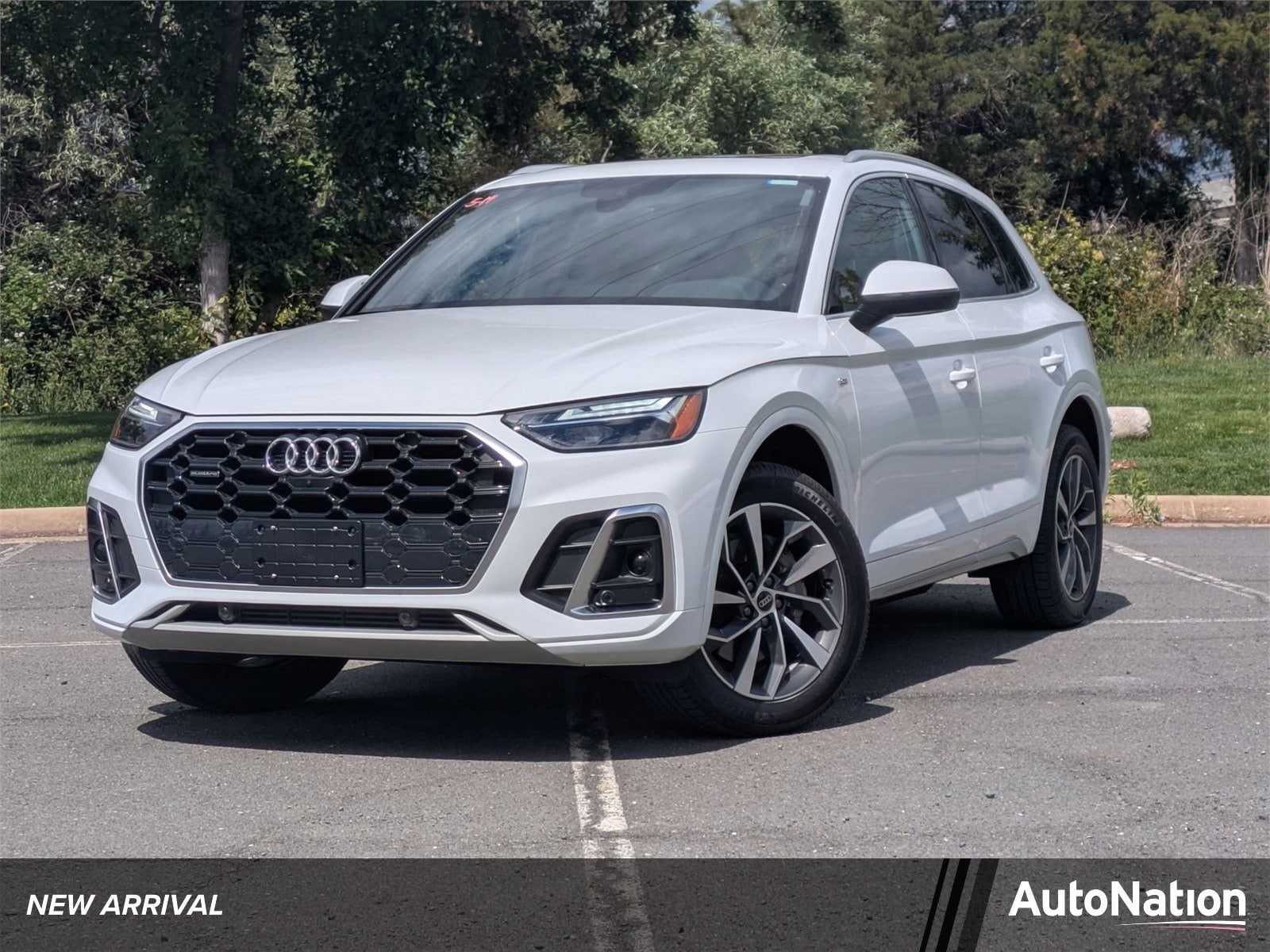 2024 Audi Q5 45 Premium Plus's photo
