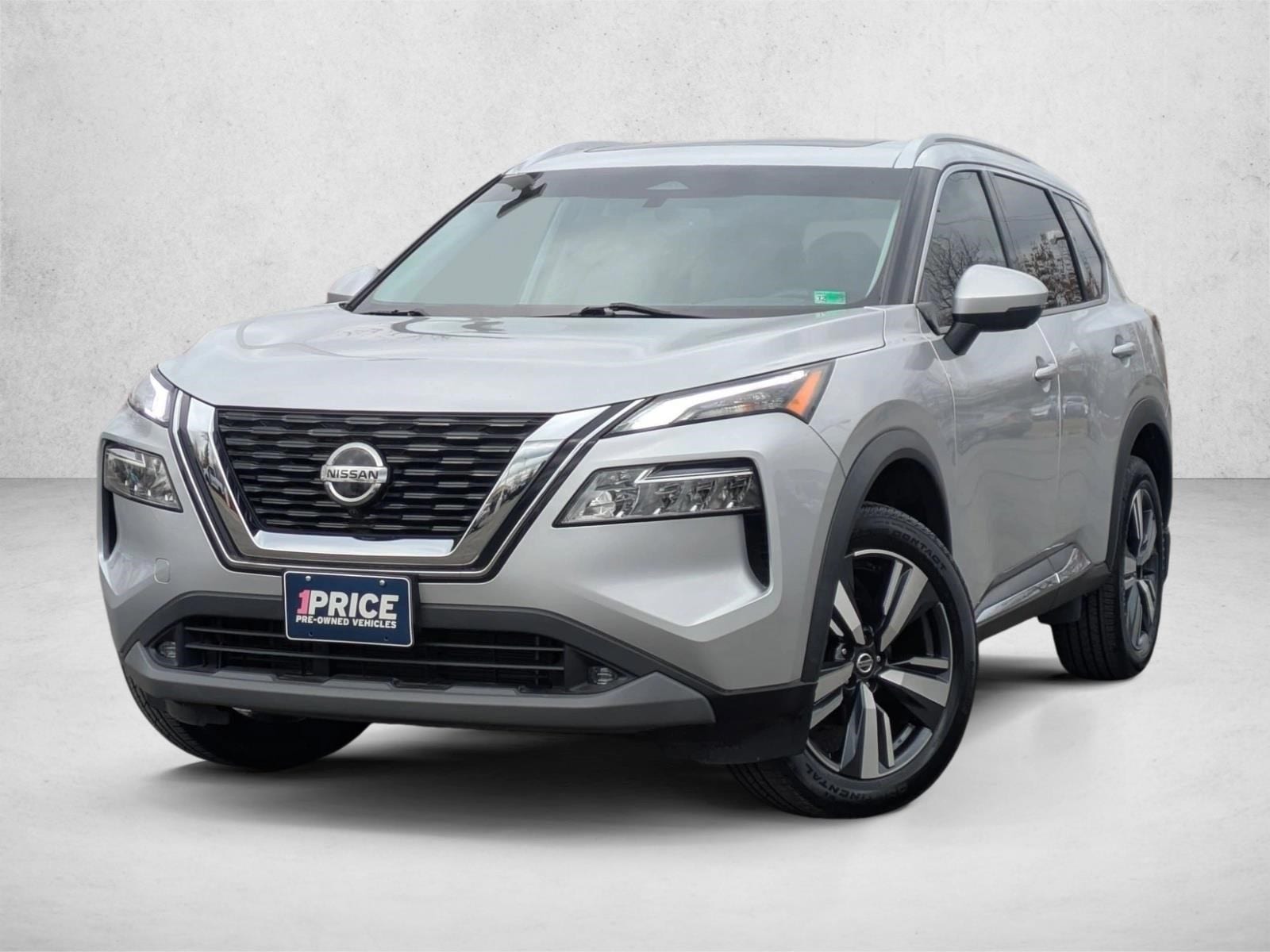 2021 Nissan Rogue SL's photo